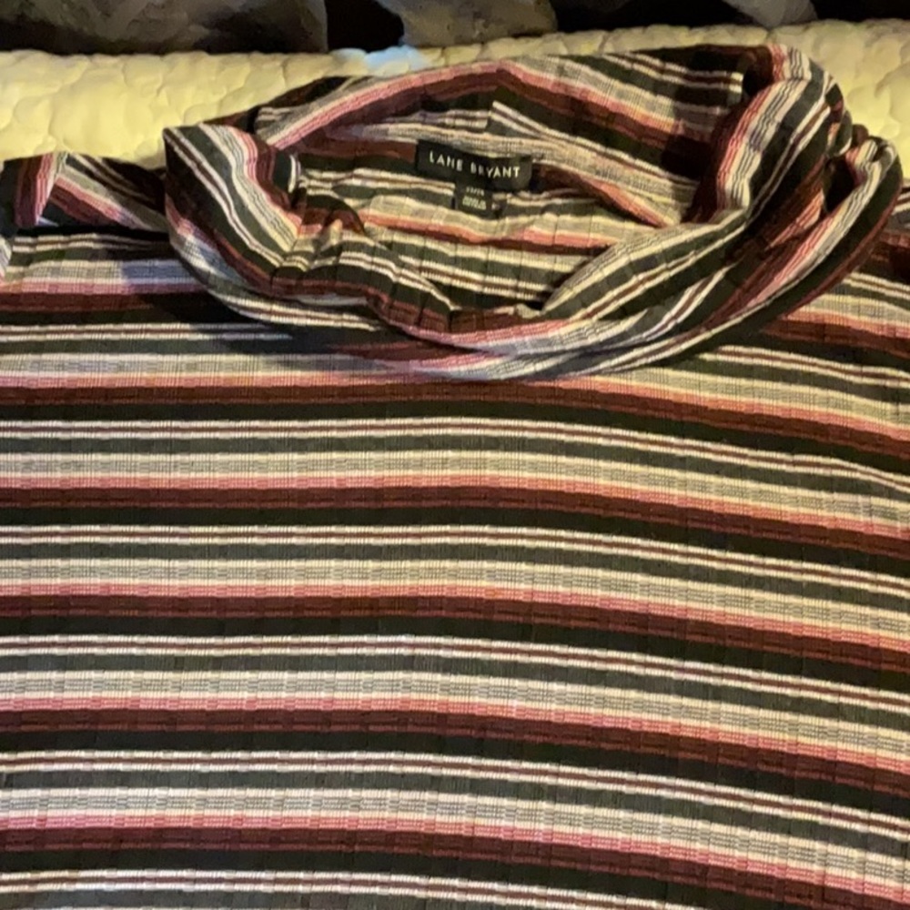 Multicolor Lane Bryant Cowl Neck Sweater. Size 22/24. Lightweight & Long sleeved